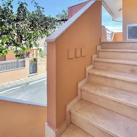 Near The Center - A Combination Of Relaxation And Unique Views Villasimius