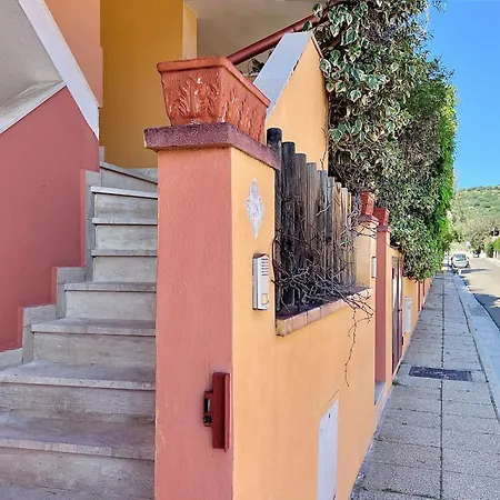 Lejlighed Near The Center - A Combination Of Relaxation And Unique Views Villasimius