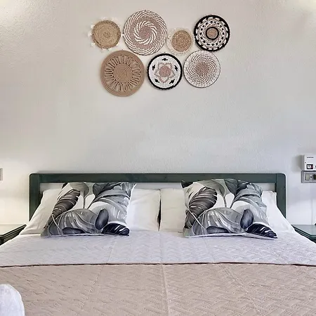 Near The Center - A Combination Of Relaxation&unique Views Villasimius